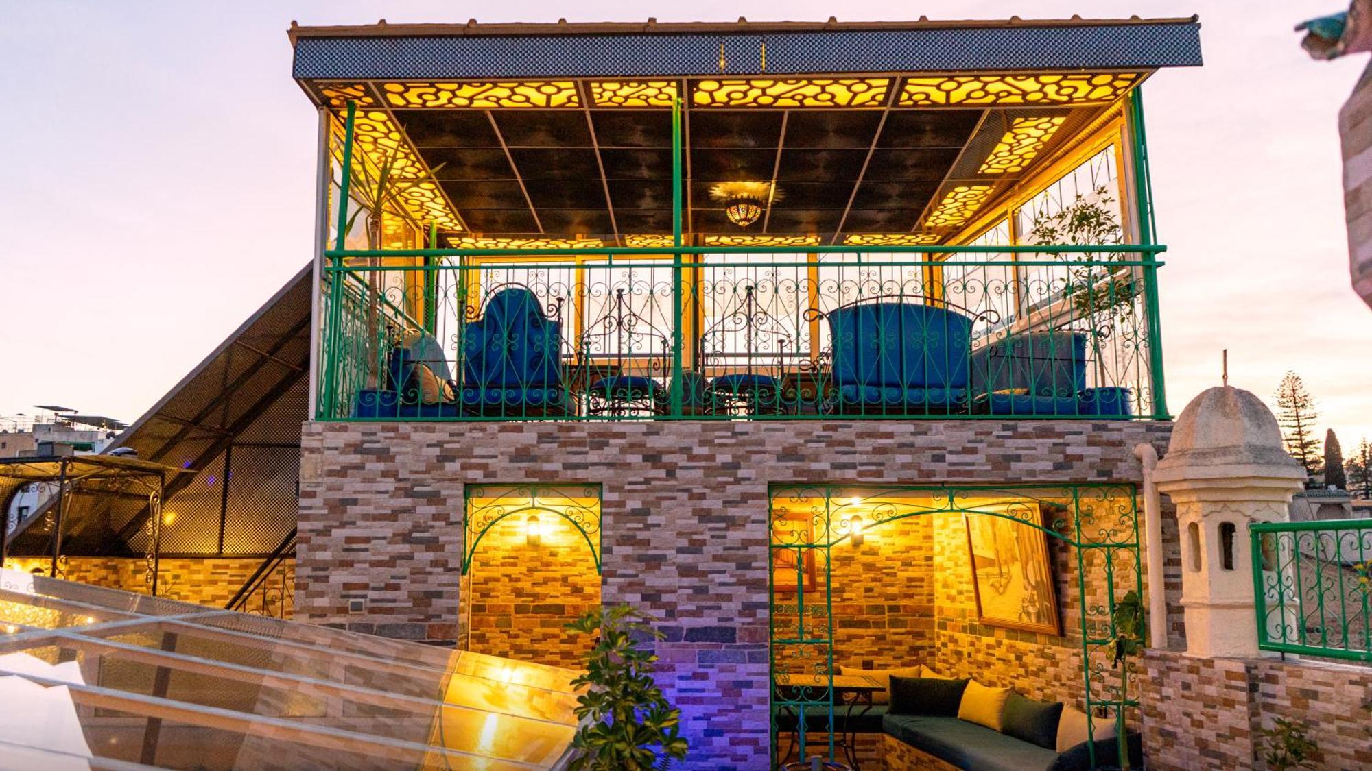 Riad Dar El Ouedghiri Фес Екстериор снимка