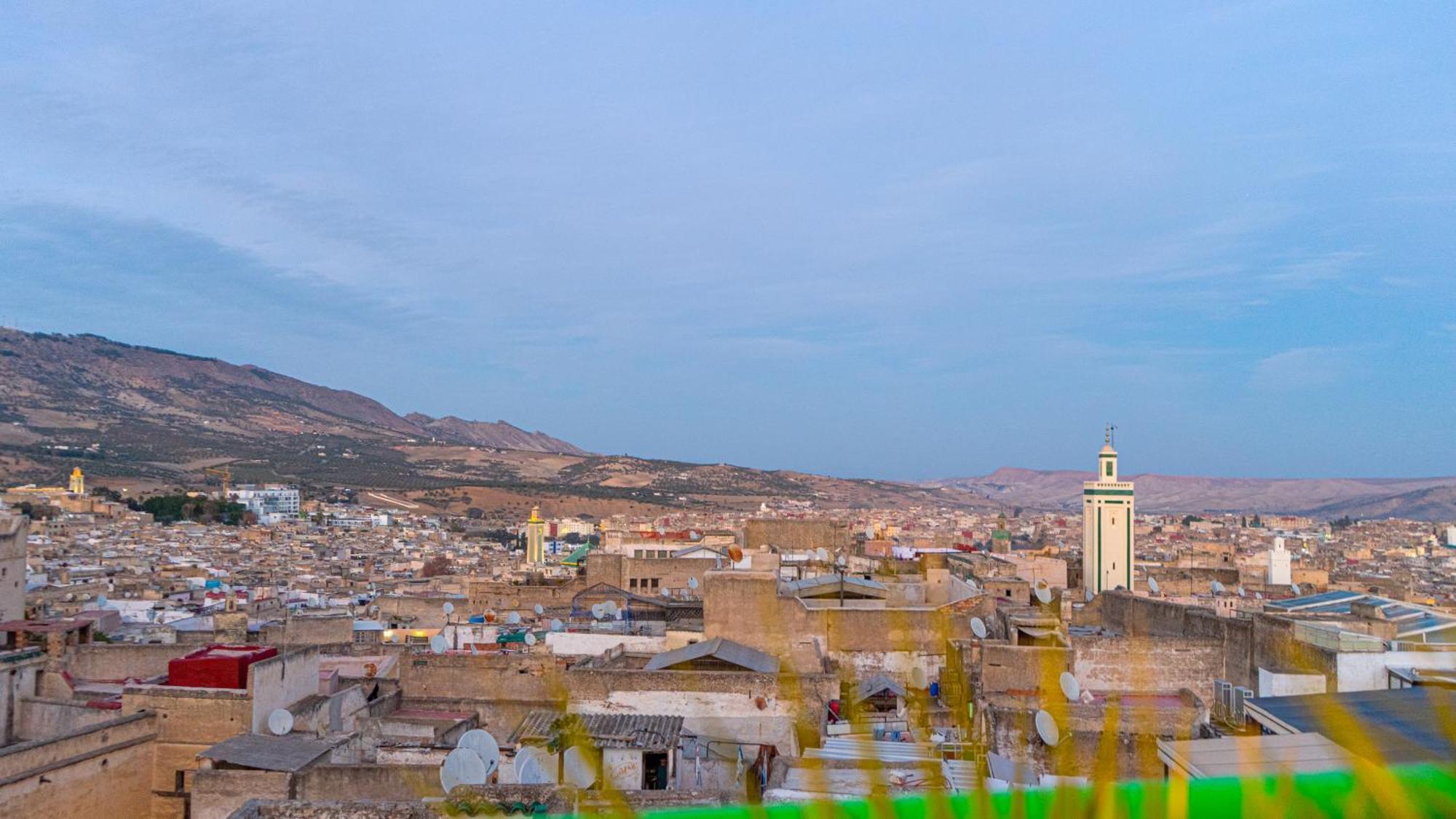 Riad Dar El Ouedghiri Фес Екстериор снимка