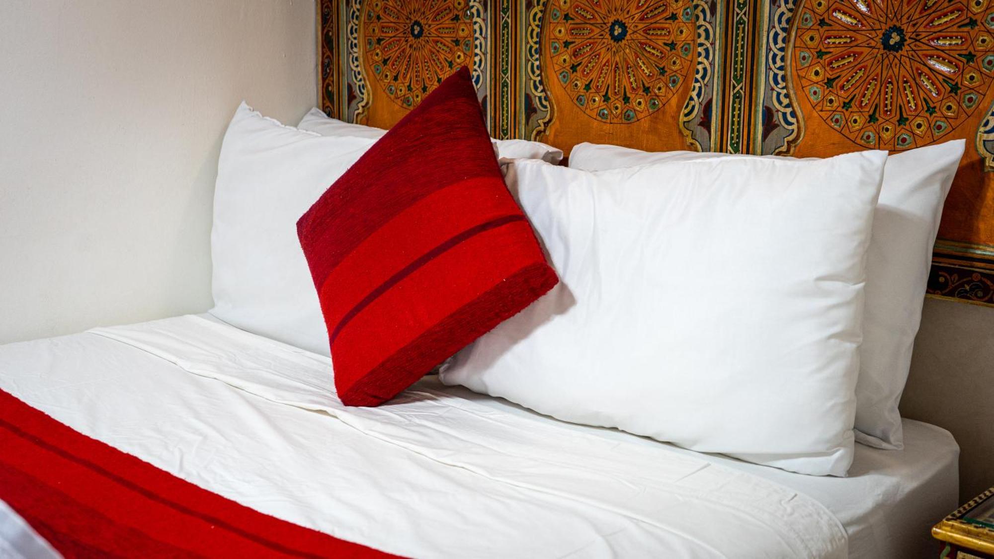 Riad Dar El Ouedghiri Фес Екстериор снимка