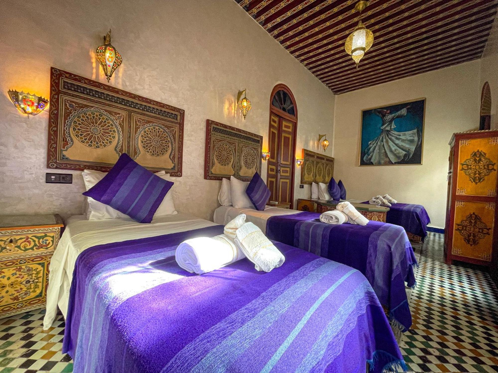 Riad Dar El Ouedghiri Фес Екстериор снимка