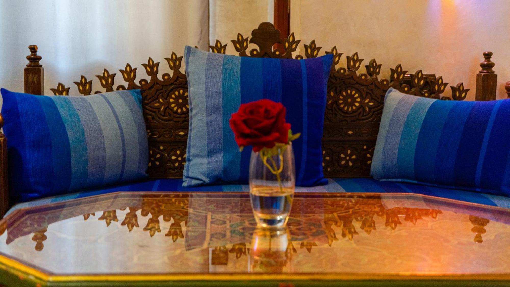 Riad Dar El Ouedghiri Фес Екстериор снимка
