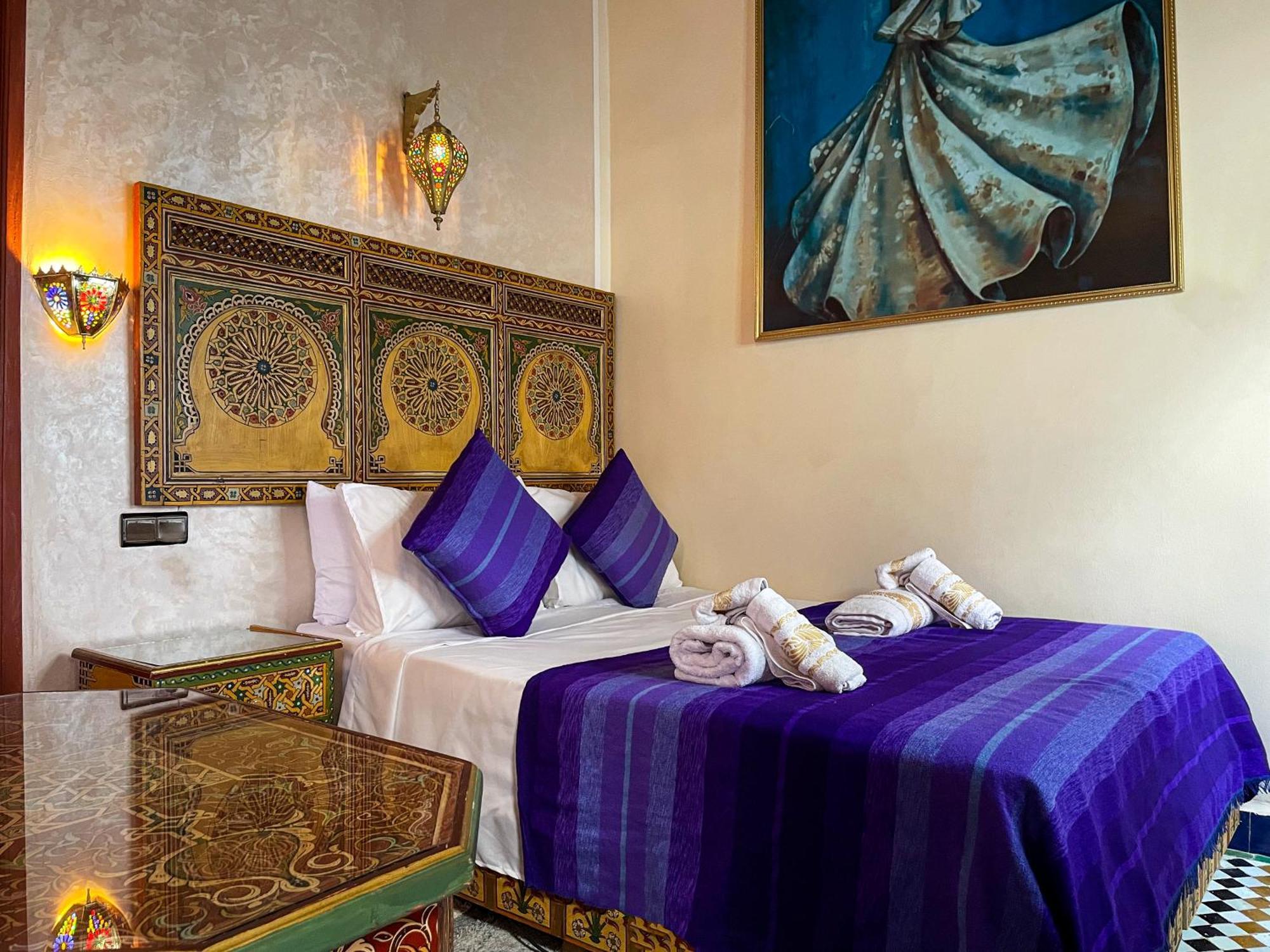 Riad Dar El Ouedghiri Фес Екстериор снимка