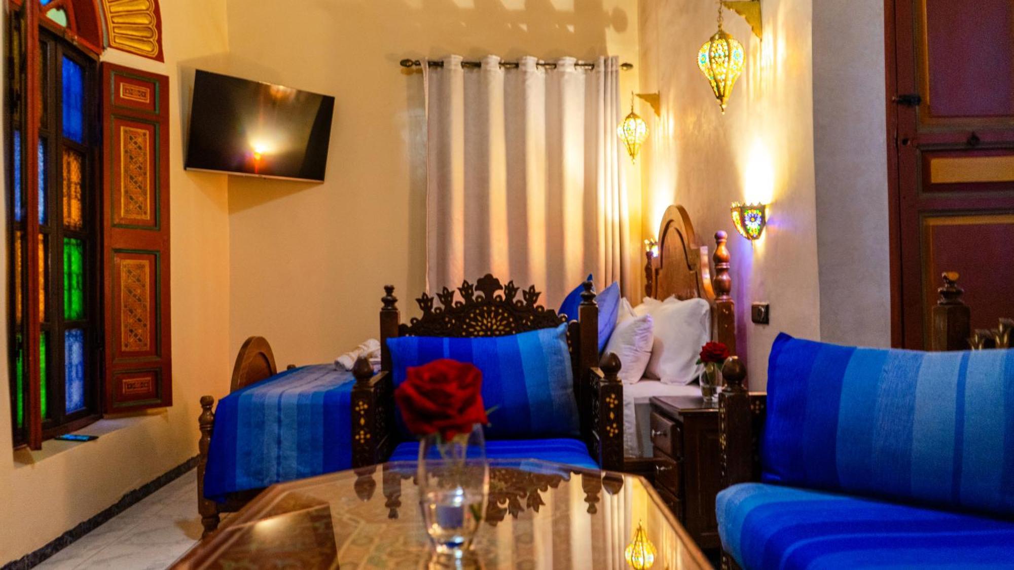 Riad Dar El Ouedghiri Фес Екстериор снимка