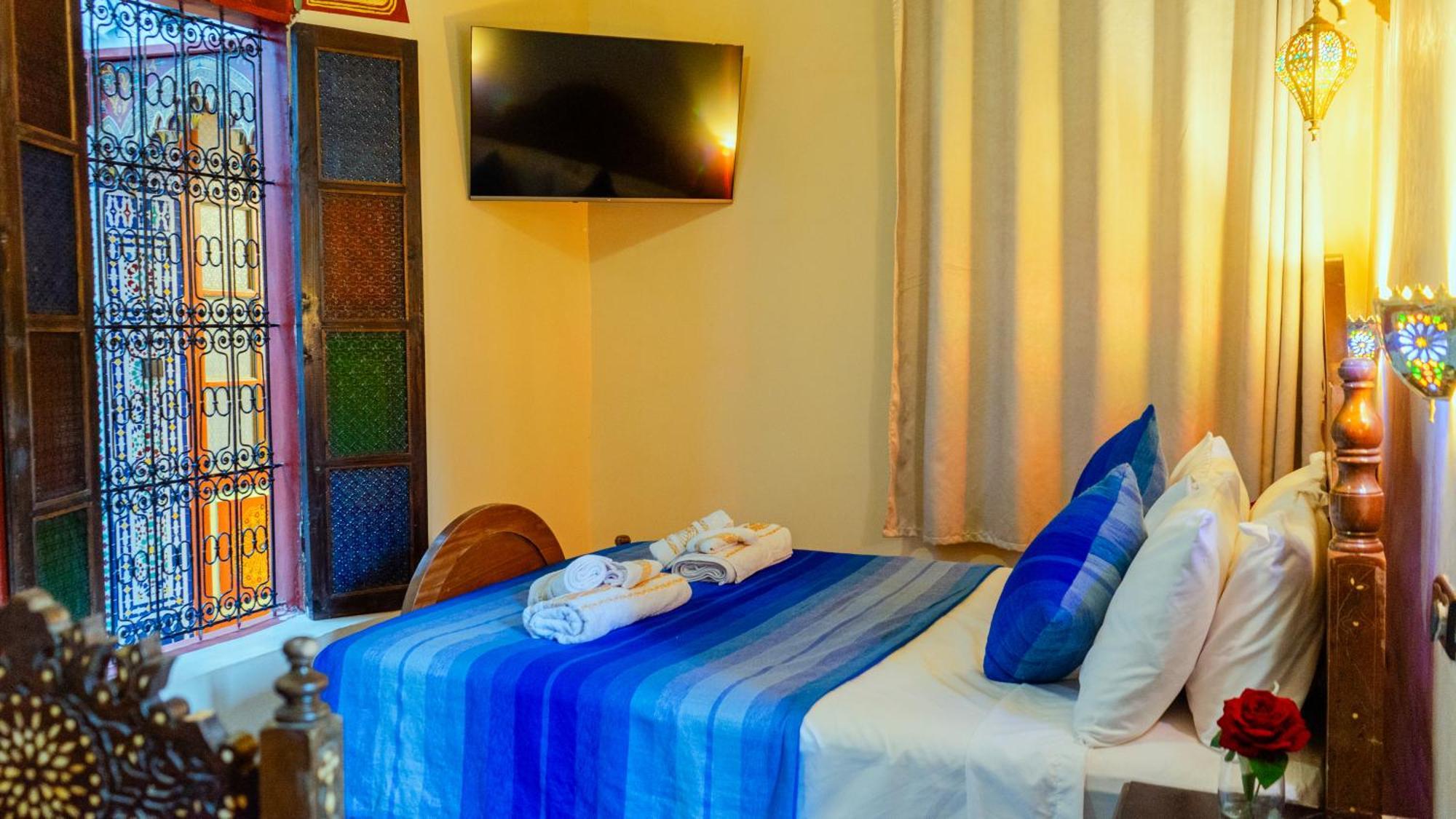 Riad Dar El Ouedghiri Фес Екстериор снимка