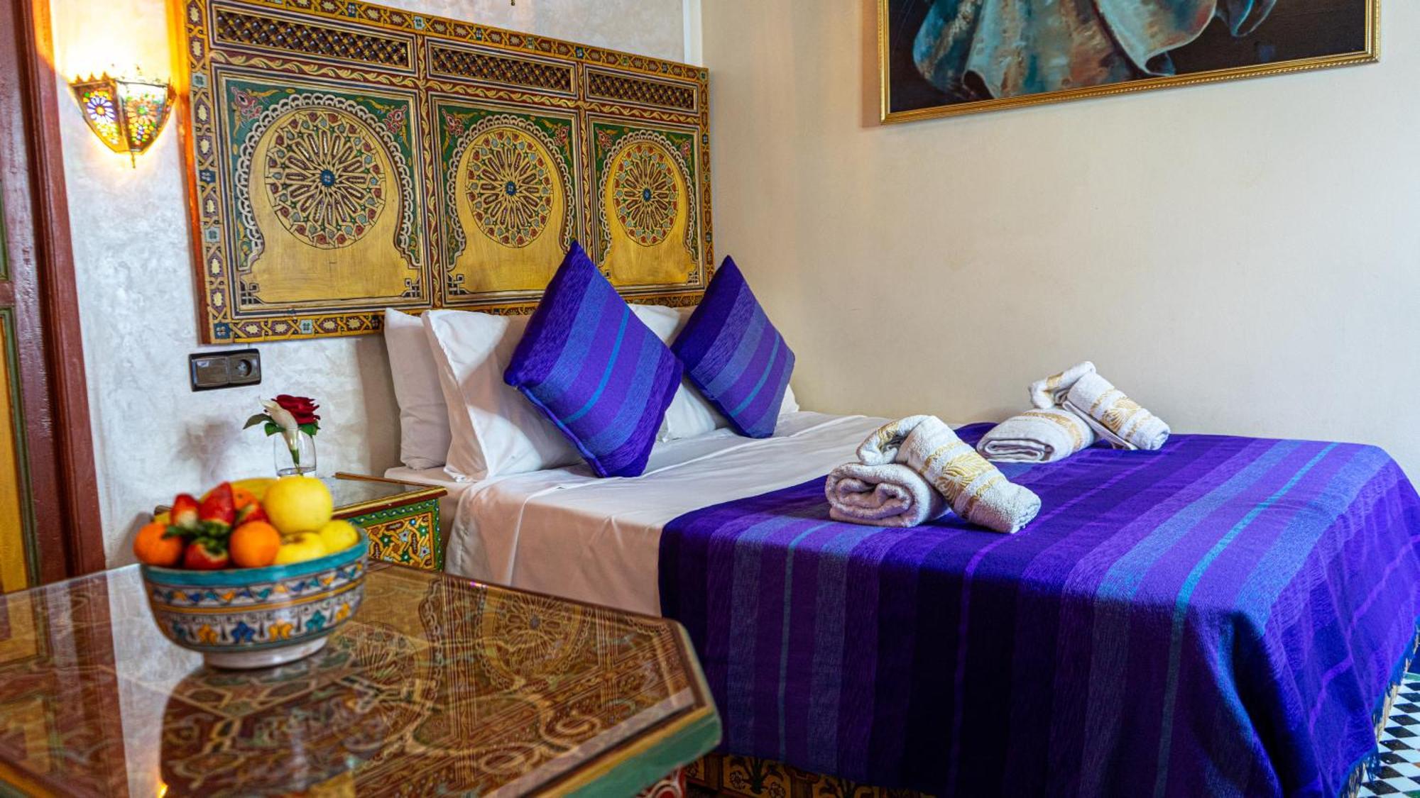 Riad Dar El Ouedghiri Фес Екстериор снимка