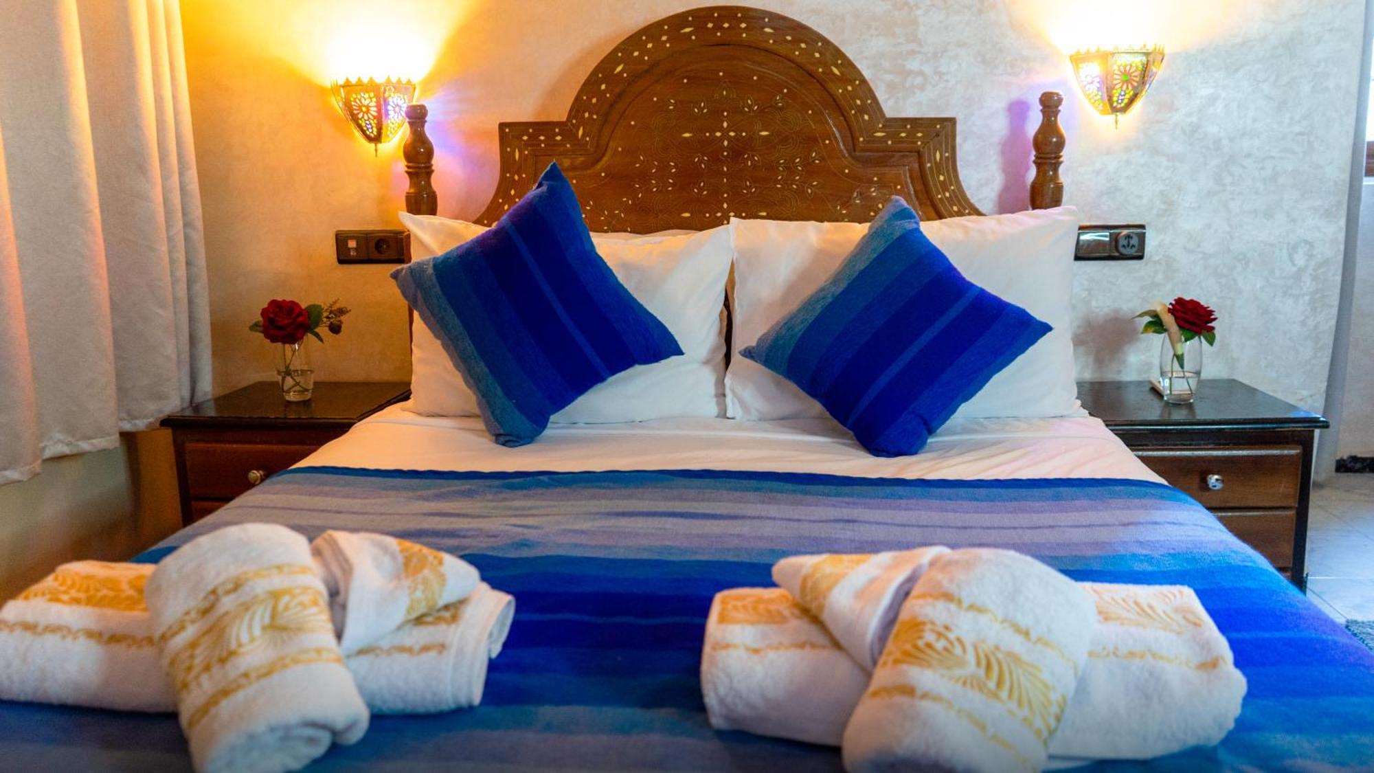 Riad Dar El Ouedghiri Фес Екстериор снимка