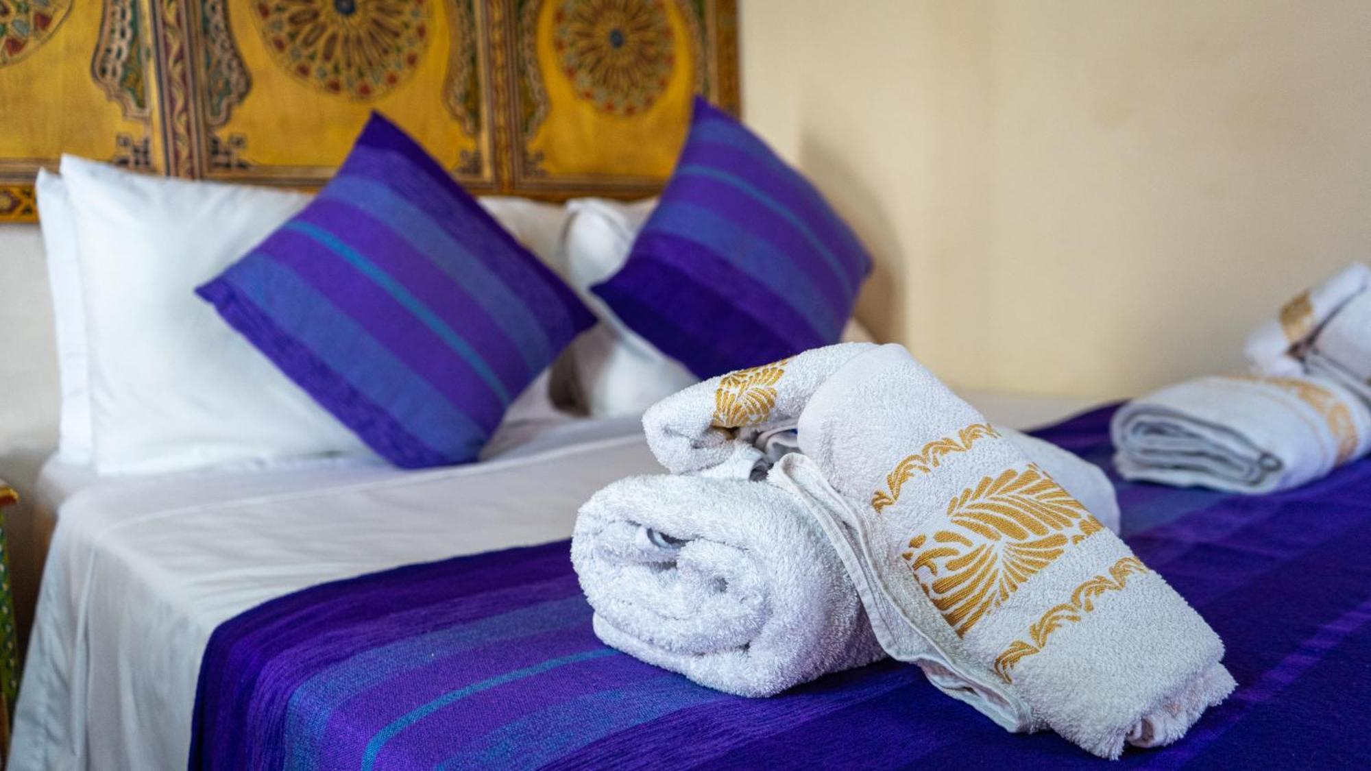 Riad Dar El Ouedghiri Фес Екстериор снимка